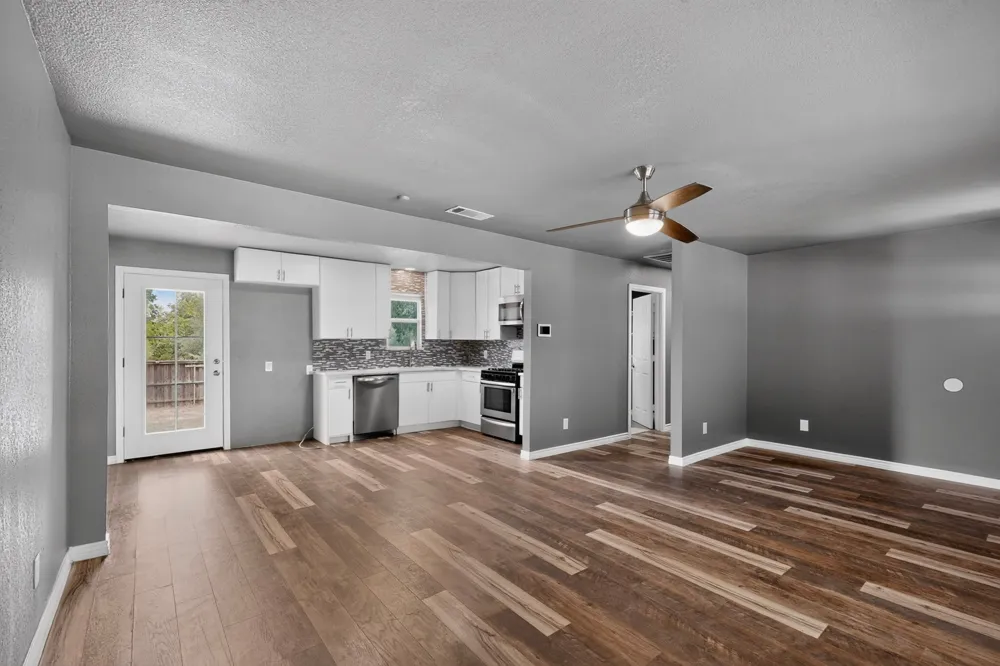 6138 W Interstate 30 Royse City, TX 75189