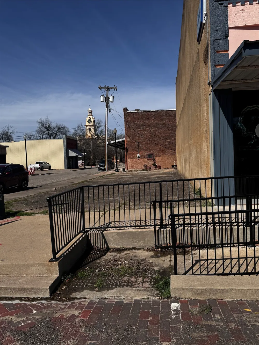 125 W Broadway Street Clarksville, TX 75426