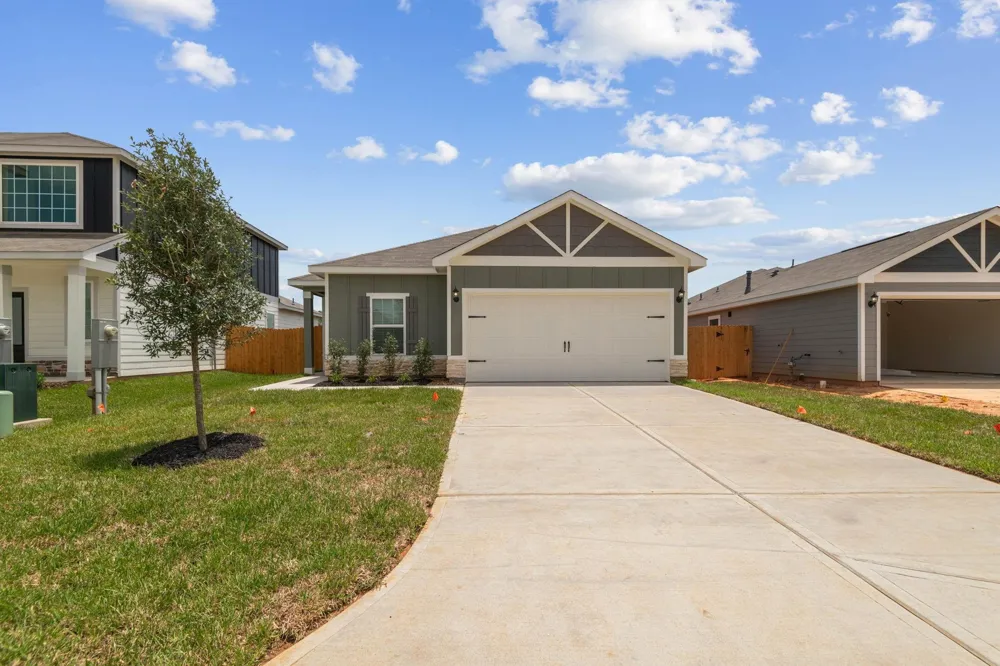 16471 Honeysuckle Hill Drive Conroe, TX 77303