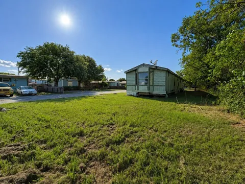 1509 Old River Road