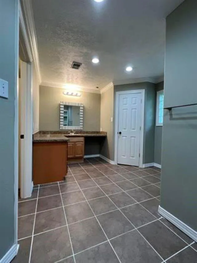 1030 Pine Timbers Drive Sour Lake, TX 77659