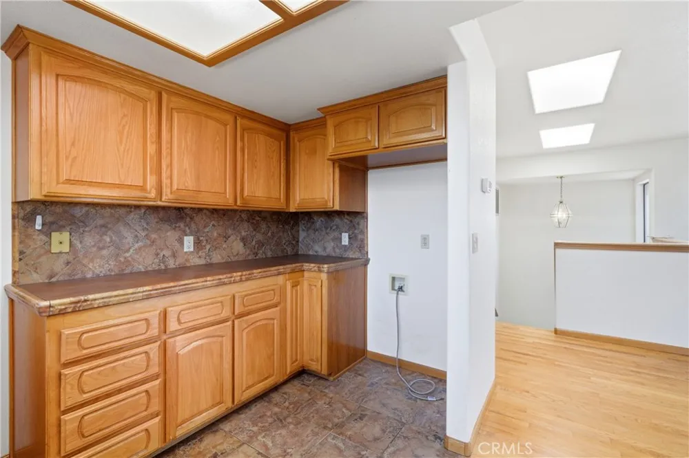 887 5th Grover Beach, CA 93433