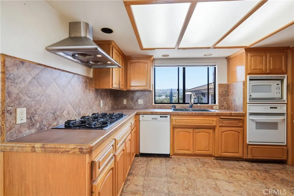 887 5th Grover Beach, CA 93433