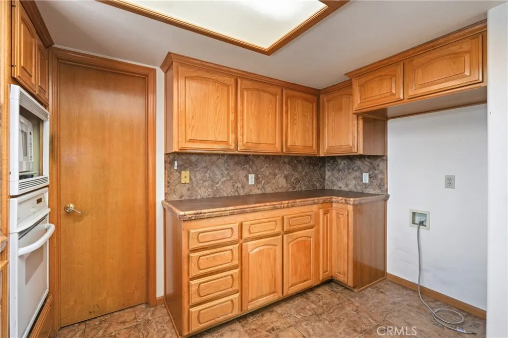 887 5th Grover Beach, CA 93433