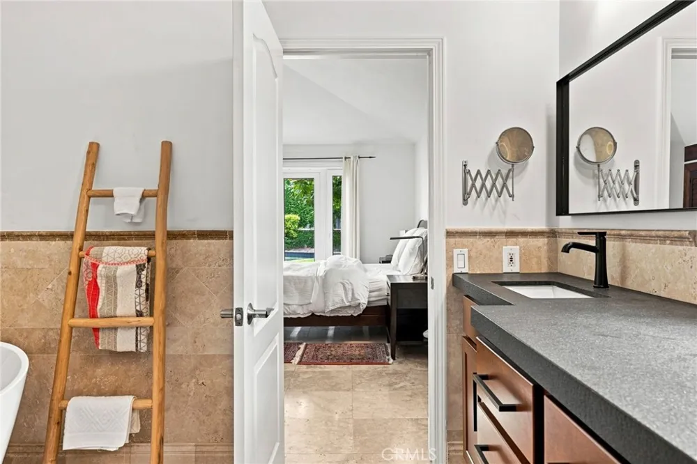 1000 Dover Drive Newport Beach, CA 92660
