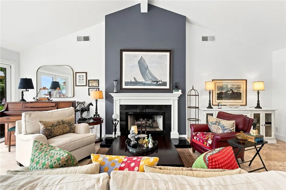 1000 Dover Drive Newport Beach, CA 92660