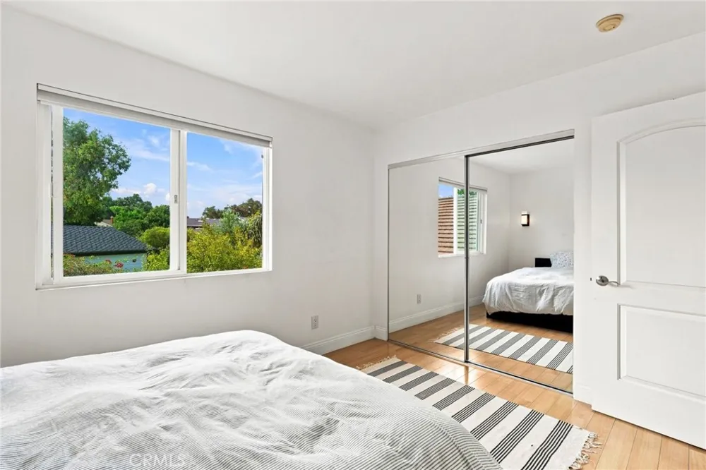 1000 Dover Drive Newport Beach, CA 92660