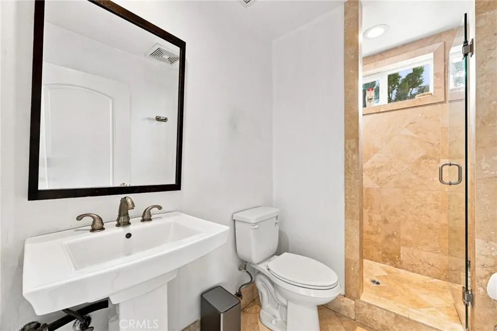 1000 Dover Drive Newport Beach, CA 92660