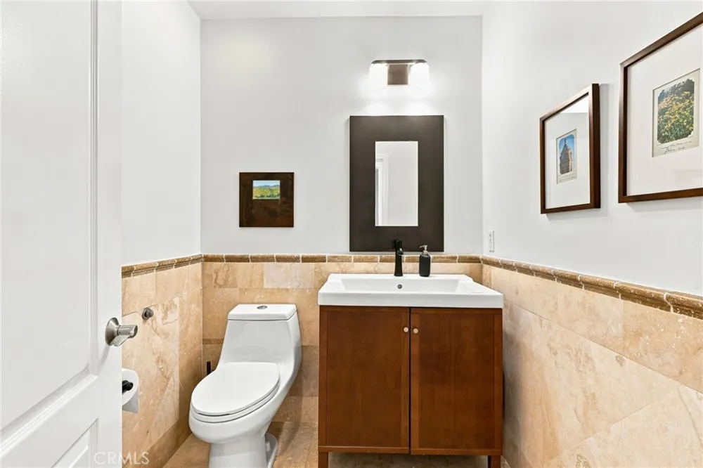 1000 Dover Drive Newport Beach, CA 92660
