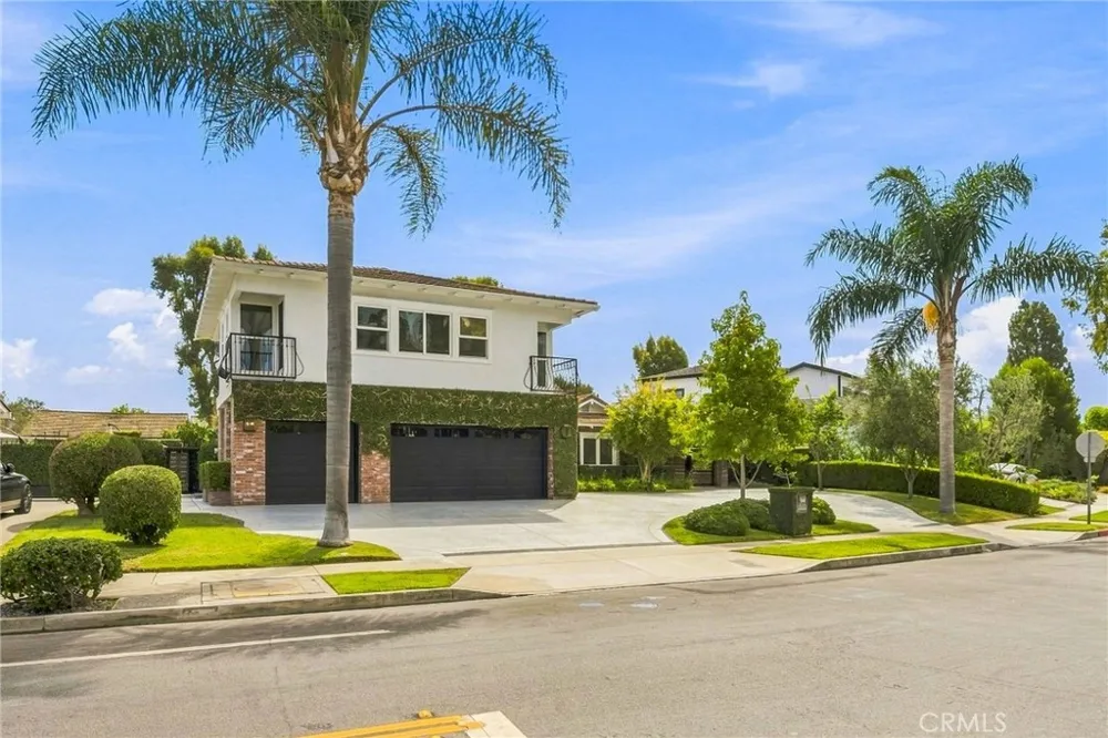 1000 Dover Drive Newport Beach, CA 92660