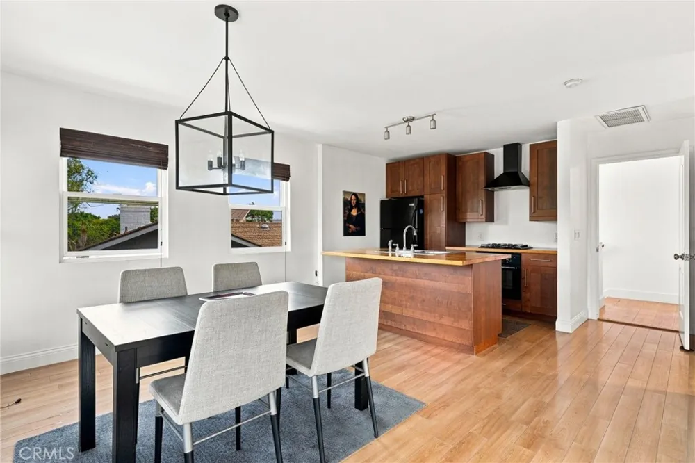 1000 Dover Drive Newport Beach, CA 92660