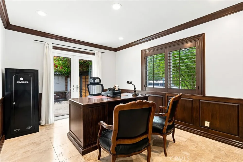 1000 Dover Drive Newport Beach, CA 92660