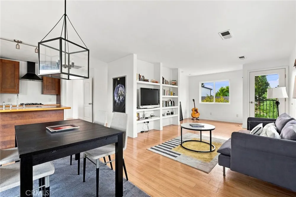 1000 Dover Drive Newport Beach, CA 92660
