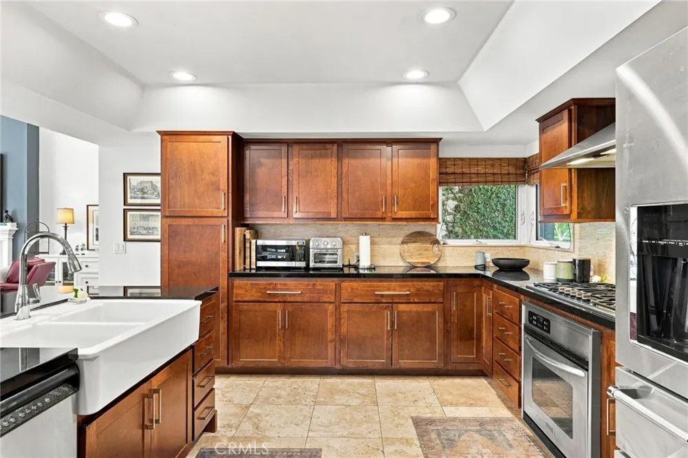 1000 Dover Drive Newport Beach, CA 92660