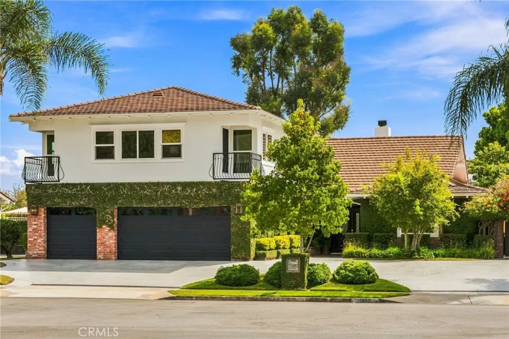 1000 Dover Drive Newport Beach, CA 92660