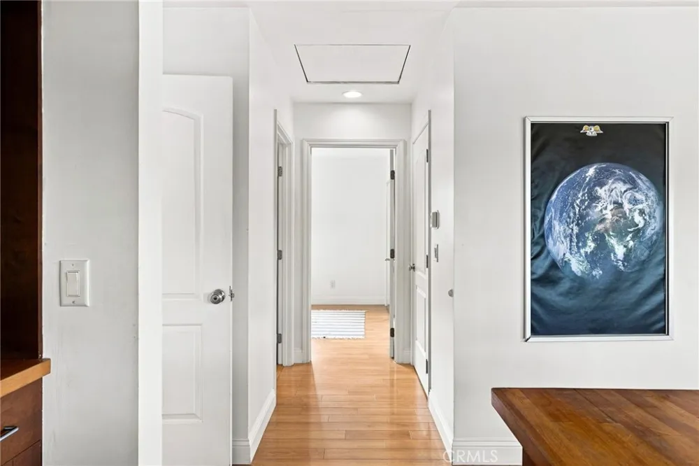 1000 Dover Drive Newport Beach, CA 92660