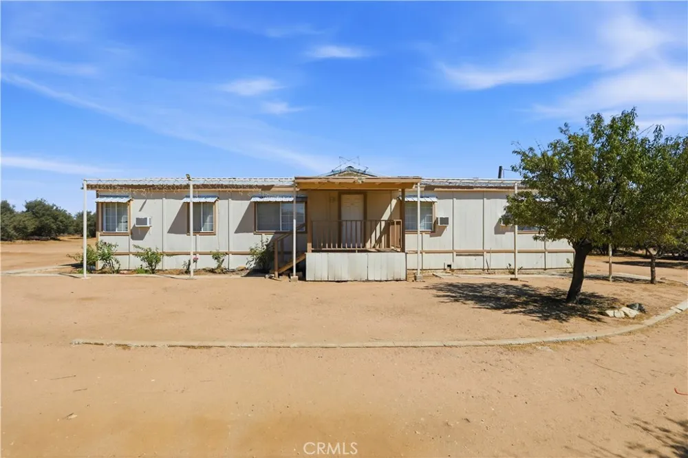 11124 Medlow Hesperia, CA 92344