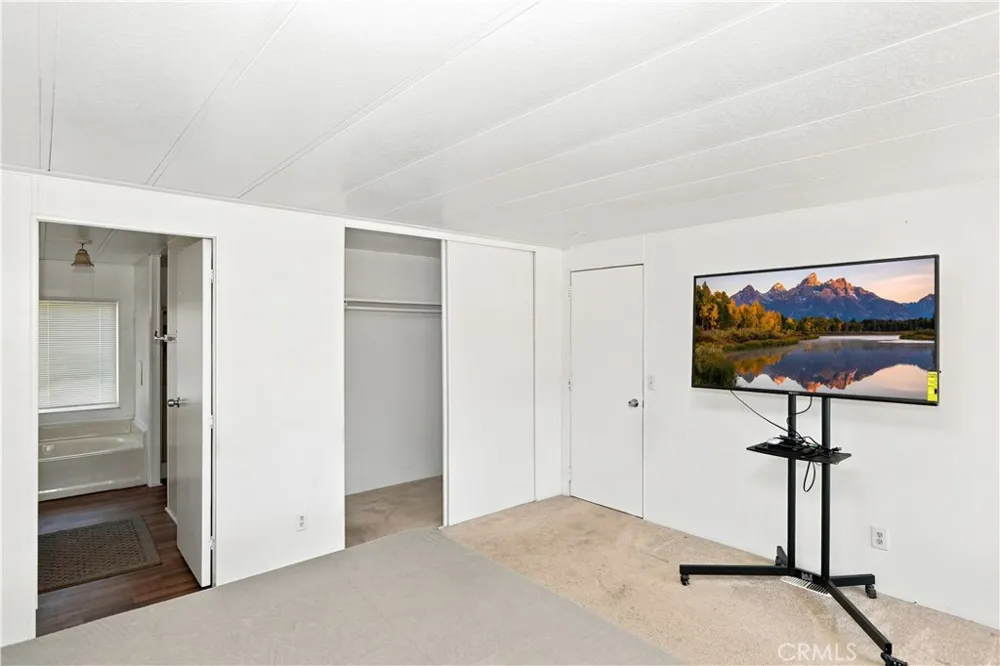 11124 Medlow Hesperia, CA 92344