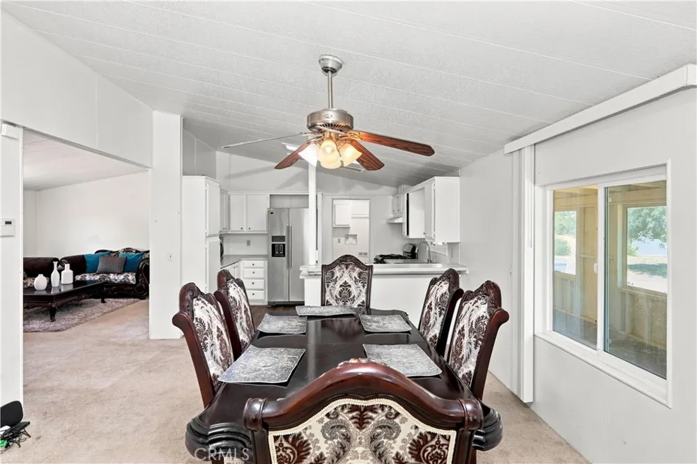 11124 Medlow Hesperia, CA 92344