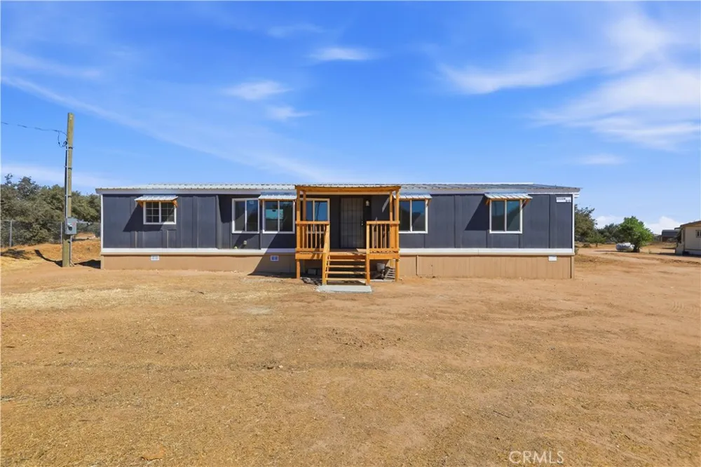 11124 Medlow Hesperia, CA 92344