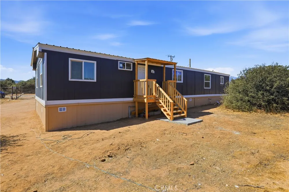 11124 Medlow Hesperia, CA 92344