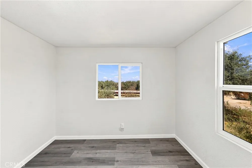11124 Medlow Hesperia, CA 92344