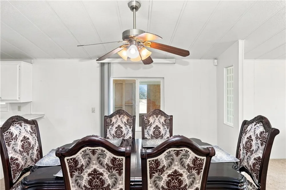 11124 Medlow Hesperia, CA 92344