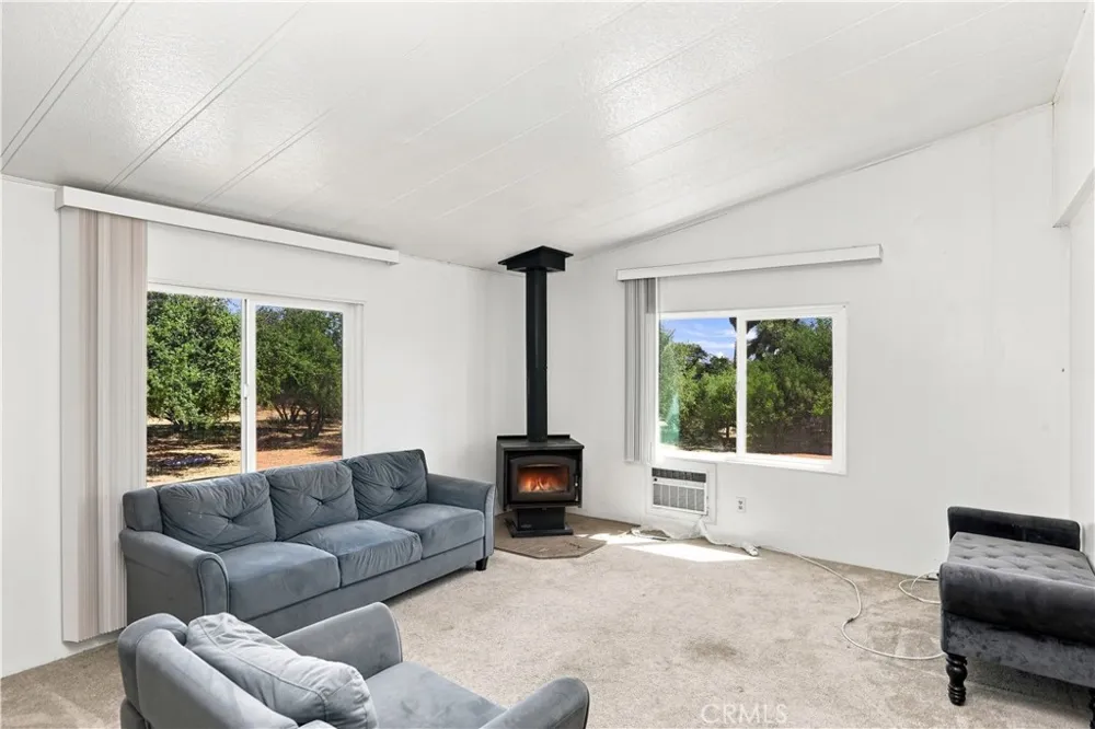 11124 Medlow Hesperia, CA 92344