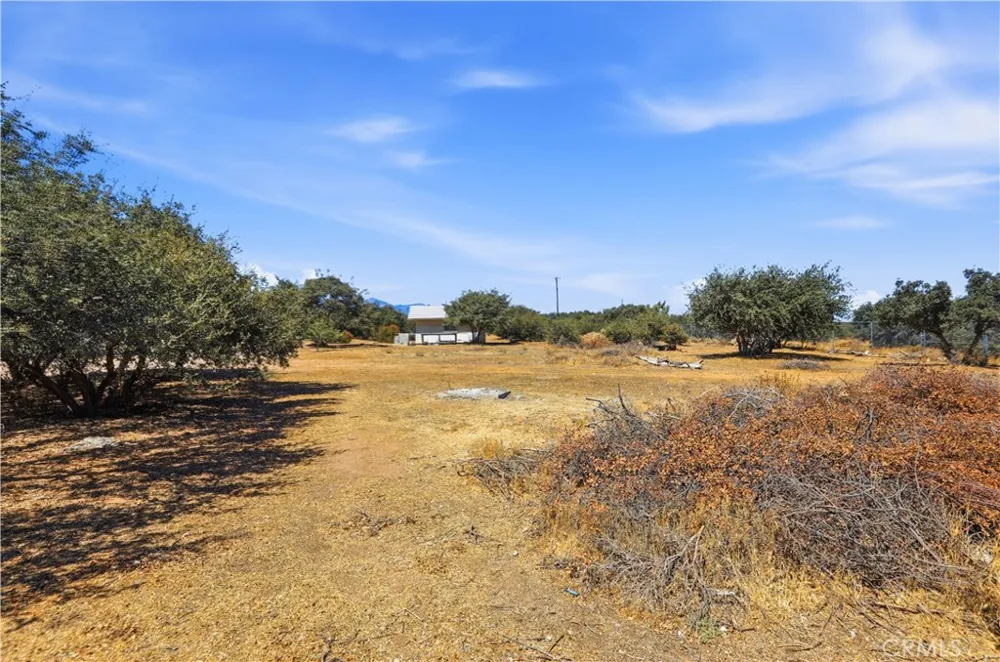 11124 Medlow Hesperia, CA 92344