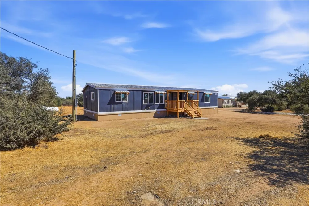 11124 Medlow Hesperia, CA 92344