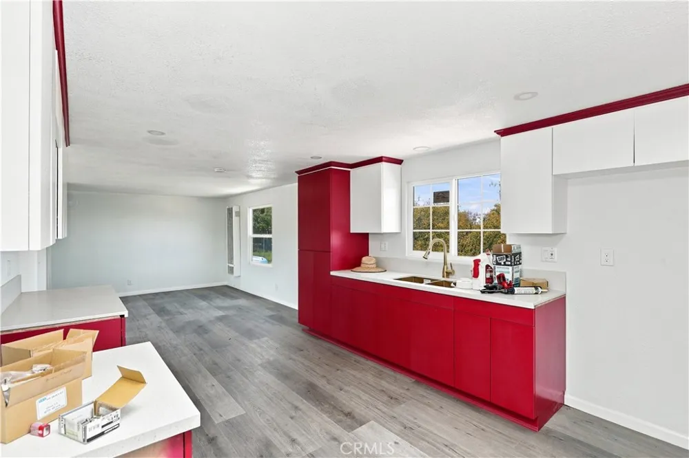 11124 Medlow Hesperia, CA 92344