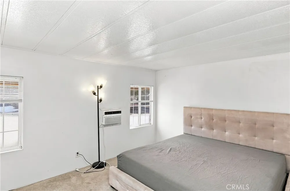 11124 Medlow Hesperia, CA 92344