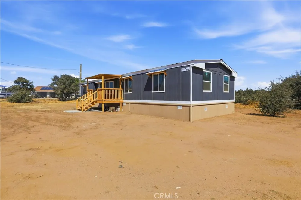 11124 Medlow Hesperia, CA 92344
