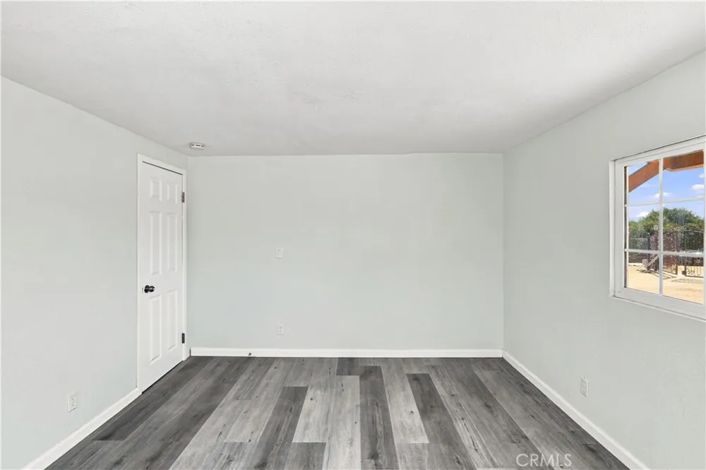 11124 Medlow Hesperia, CA 92344