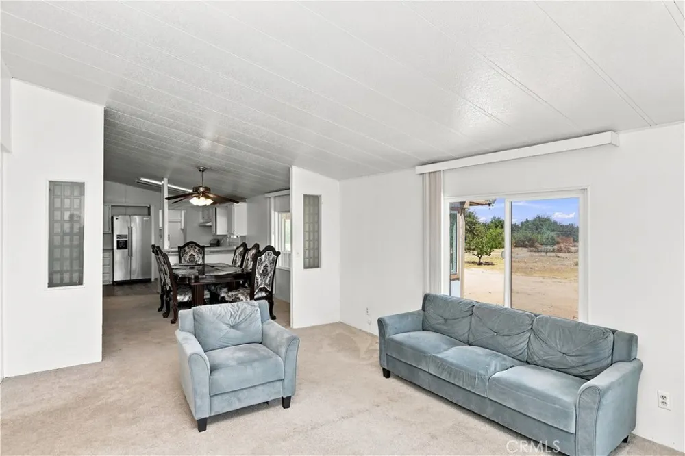 11124 Medlow Hesperia, CA 92344