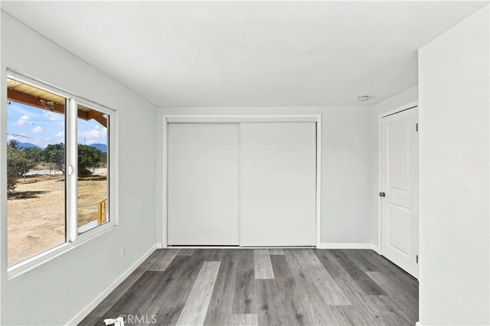 11124 Medlow Hesperia, CA 92344