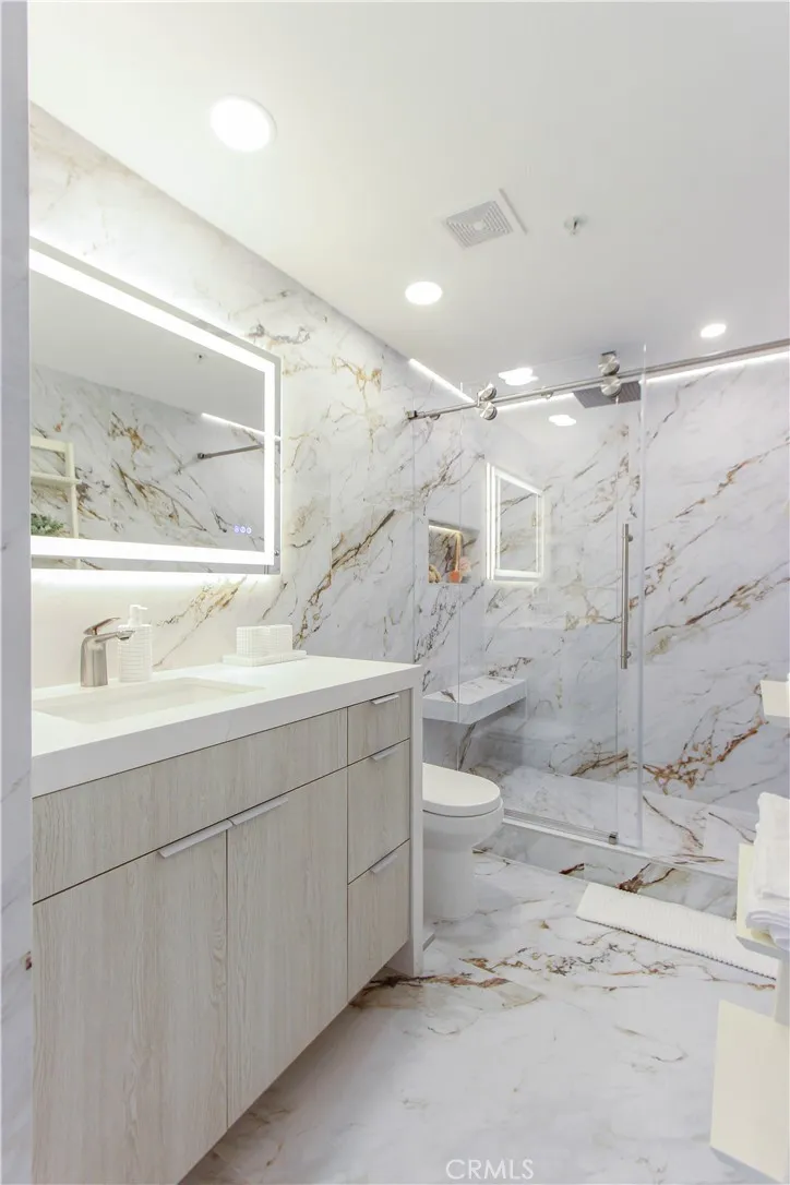 2253 Martin #302 Irvine, CA 92612
