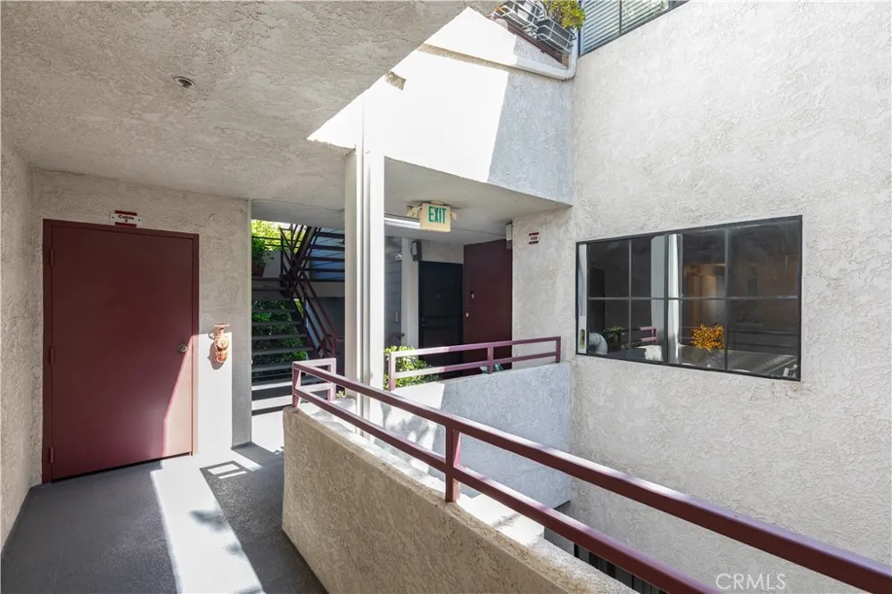 730 W 4th Street #308 Long Beach, CA 90802