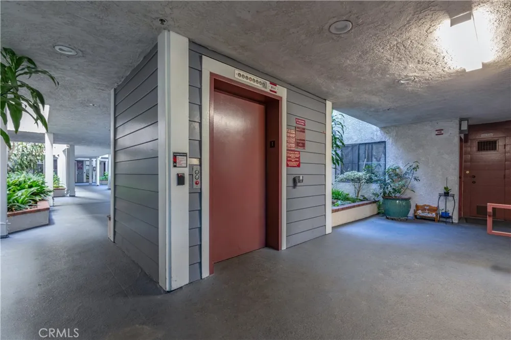 730 W 4th Street #308 Long Beach, CA 90802