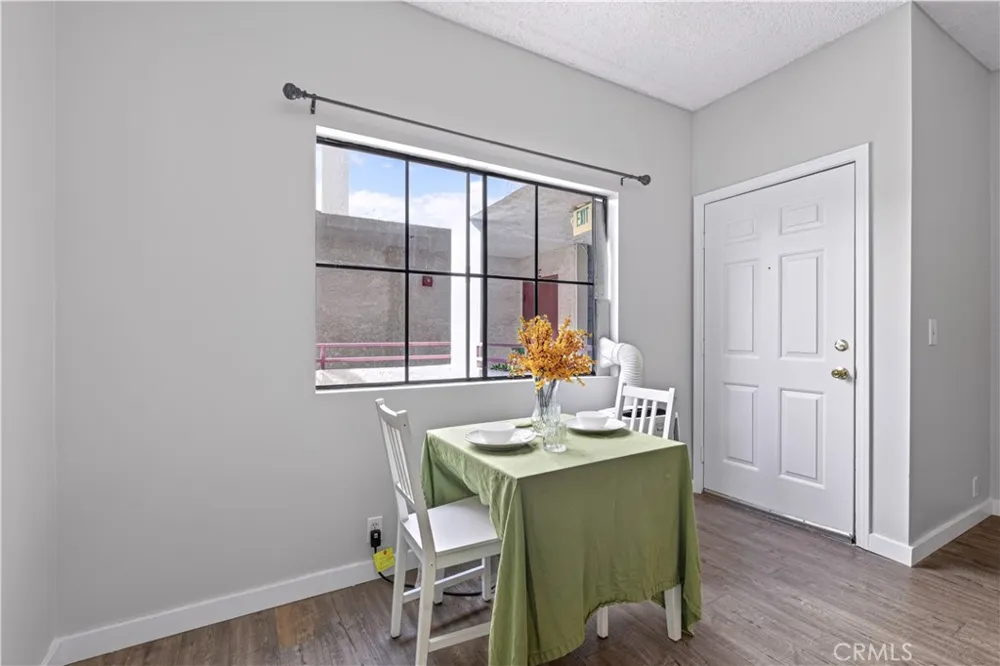 730 W 4th Street #308 Long Beach, CA 90802