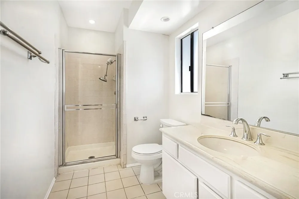 5404 Quakertown #5 Woodland Hills, CA 91364