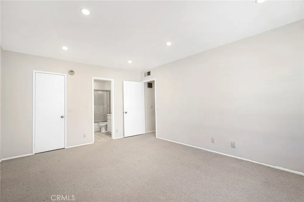 5404 Quakertown #5 Woodland Hills, CA 91364