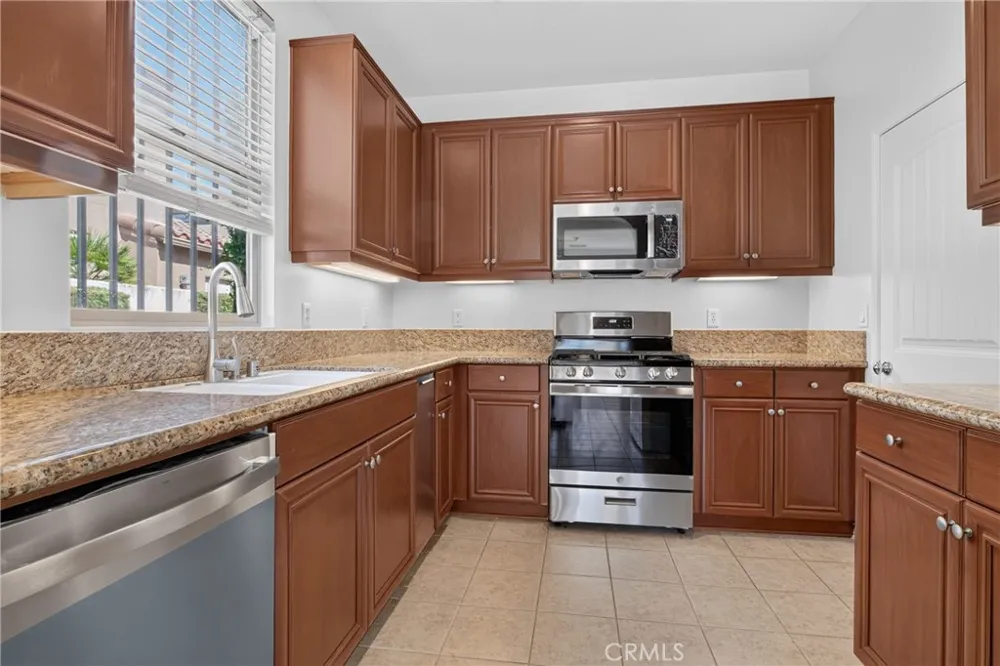 20116 Livorno Porter Ranch, CA 91326