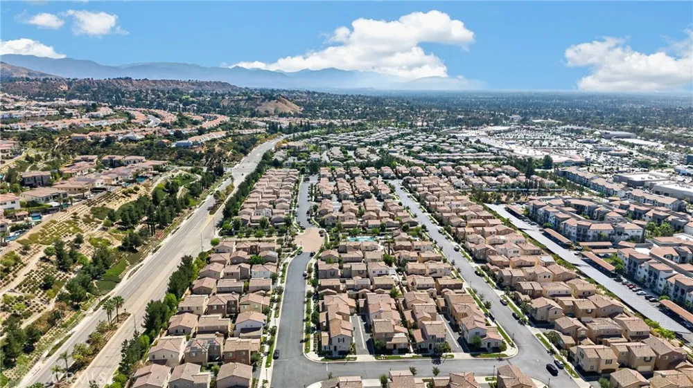 20116 Livorno Porter Ranch, CA 91326