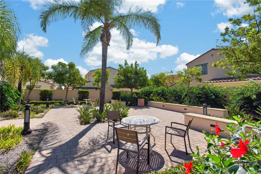 20116 Livorno Porter Ranch, CA 91326