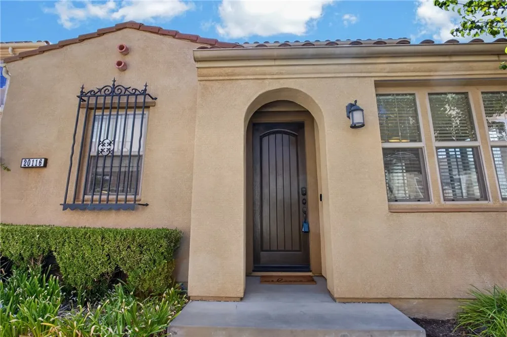 20116 Livorno Porter Ranch, CA 91326