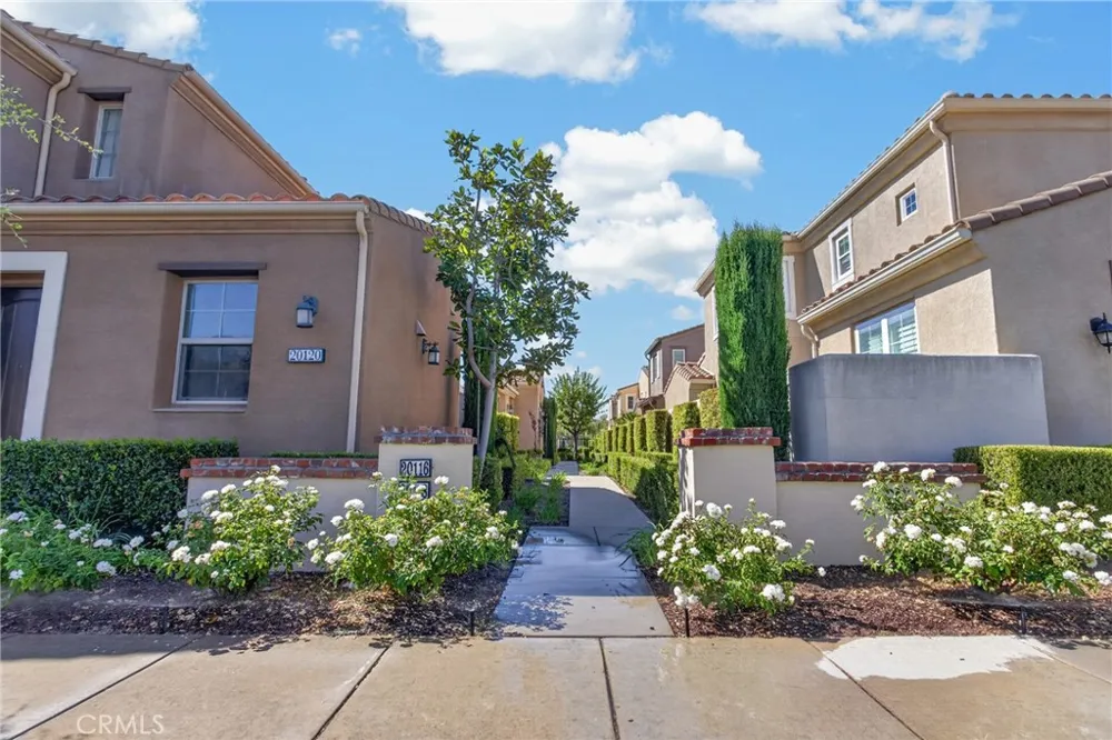 20116 Livorno Porter Ranch, CA 91326