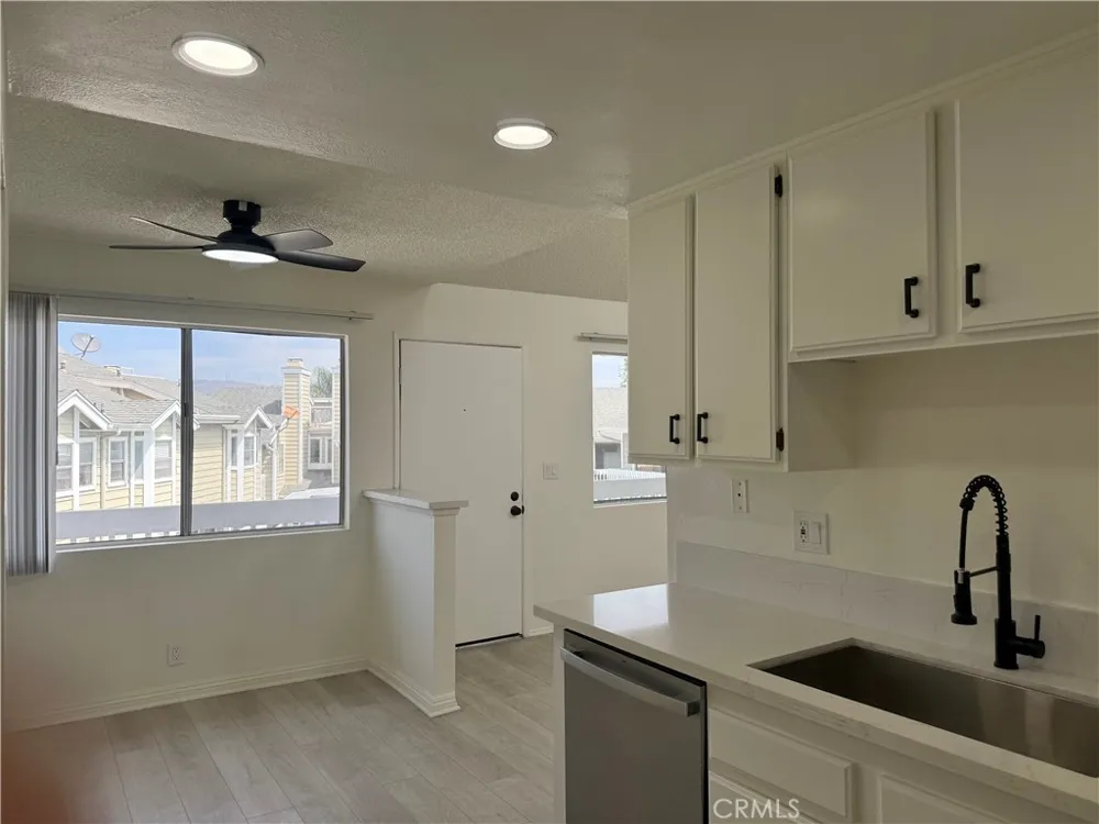 14851 Mulberry Whittier, CA 90604