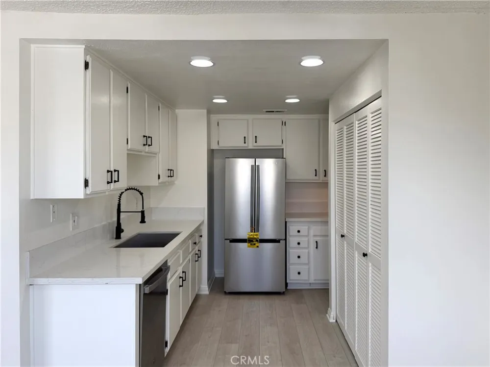 14851 Mulberry Whittier, CA 90604
