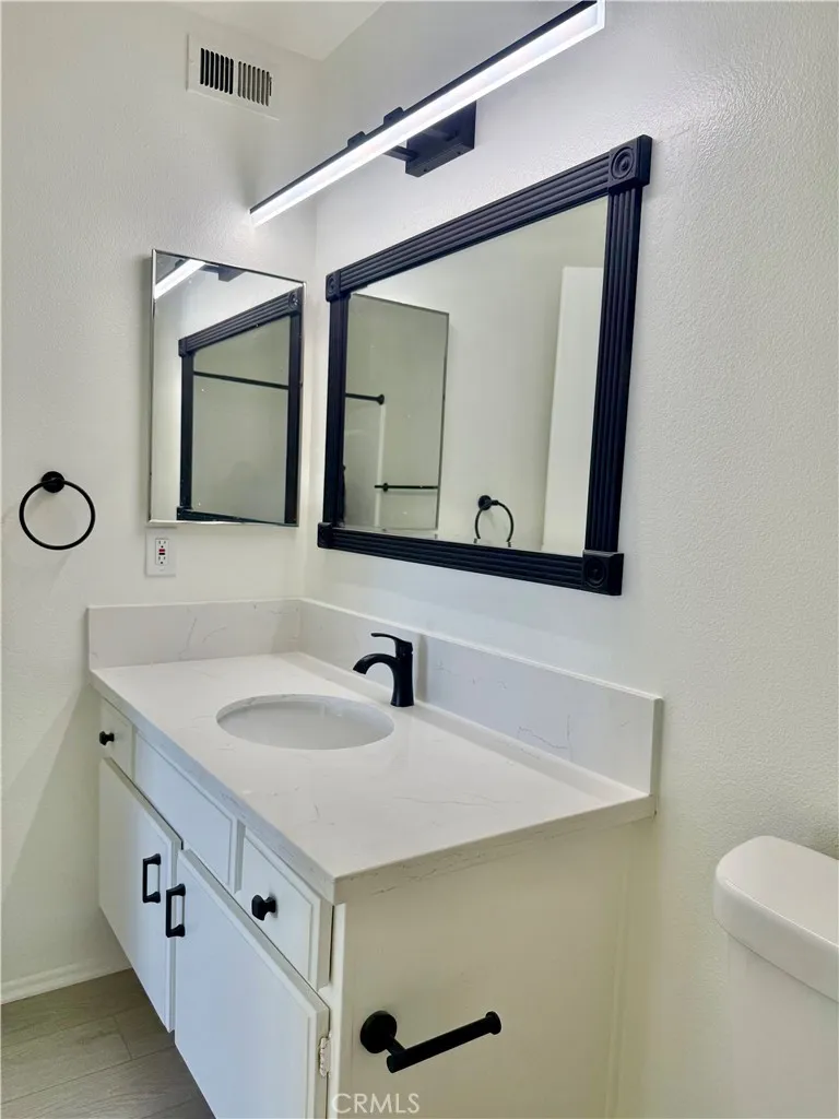 14851 Mulberry Whittier, CA 90604